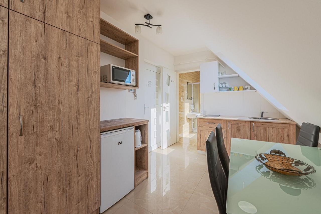 Art Apartments Hajduszoboszlo Bagian luar foto