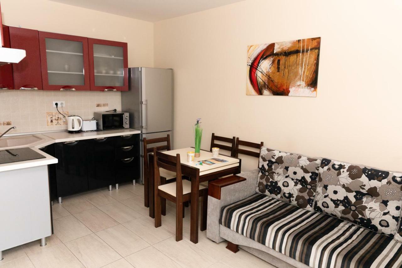 Art Apartments Hajduszoboszlo Bagian luar foto